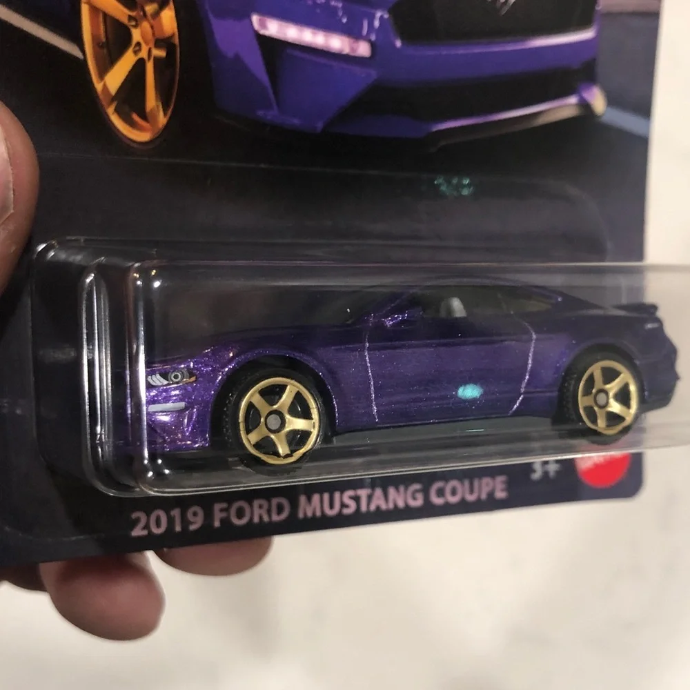 Mattel Matchbox 2019 Ford Mustang Coupe - Purple with Gold Wheels